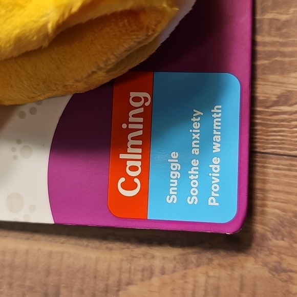 Fisher-Price Yellow and Orange Lion Plush Warming Toy - Picture 3 of 5